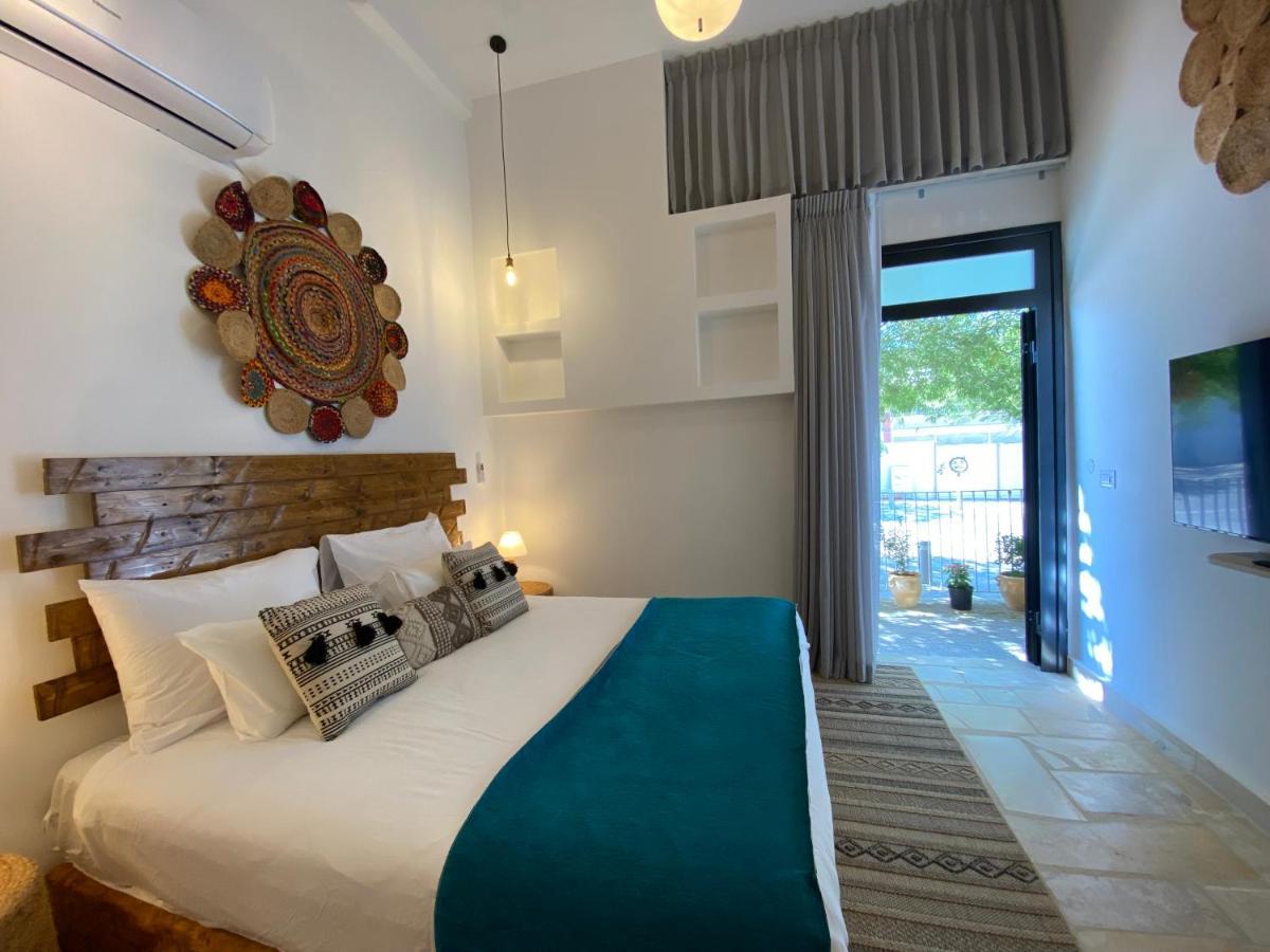 Adama Boutique Hotel ミツペ・ラモン エクステリア 写真