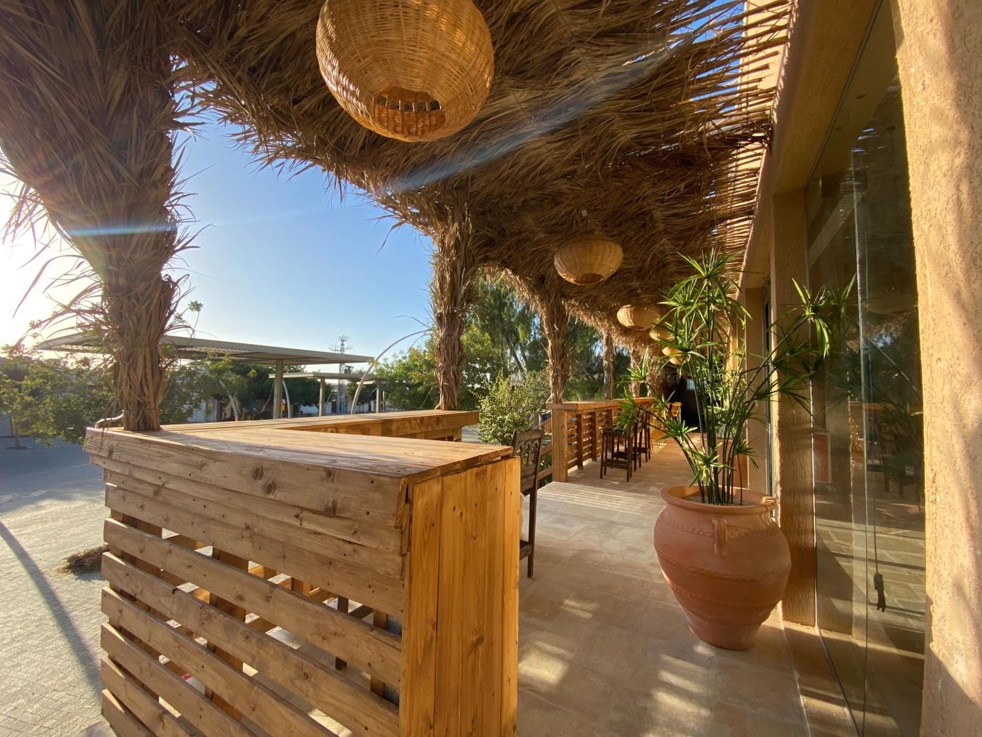 Adama Boutique Hotel ミツペ・ラモン エクステリア 写真