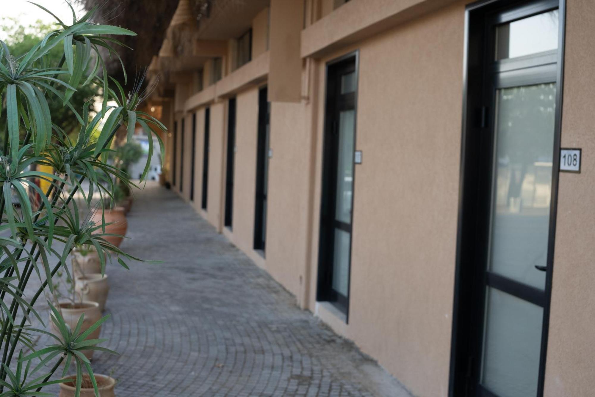 Adama Boutique Hotel ミツペ・ラモン エクステリア 写真