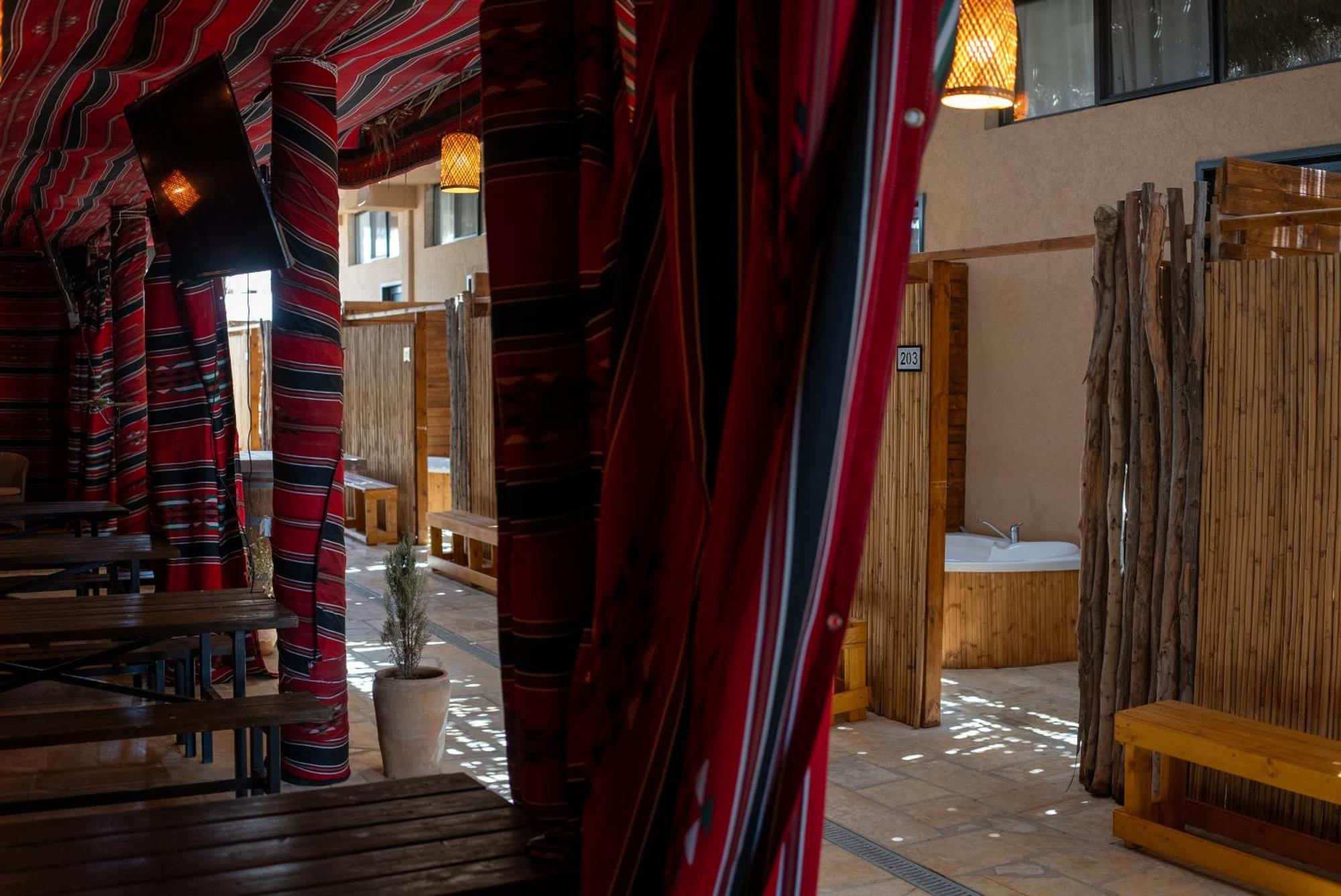 Adama Boutique Hotel ミツペ・ラモン エクステリア 写真