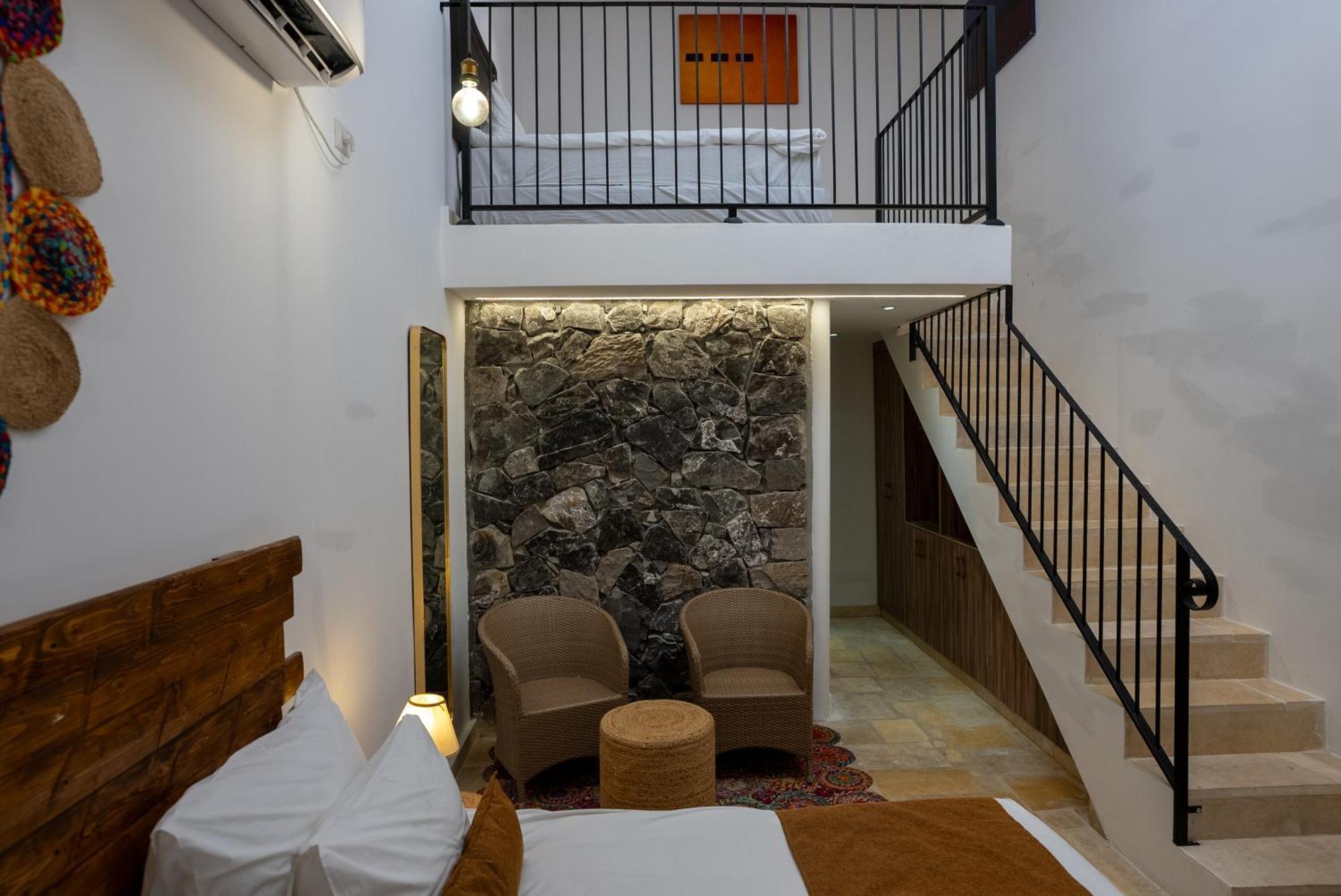 Adama Boutique Hotel ミツペ・ラモン エクステリア 写真