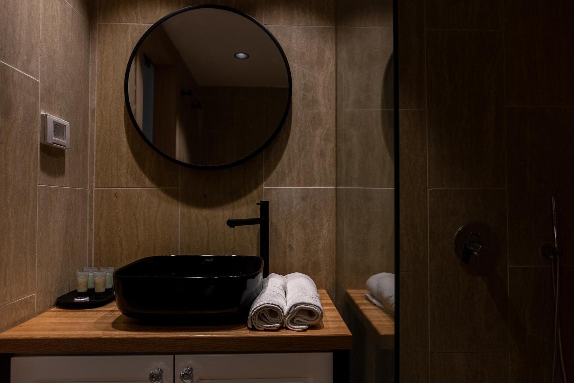 Adama Boutique Hotel ミツペ・ラモン エクステリア 写真