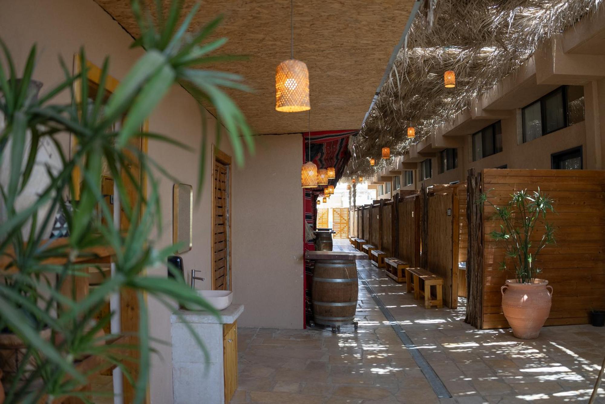 Adama Boutique Hotel ミツペ・ラモン エクステリア 写真