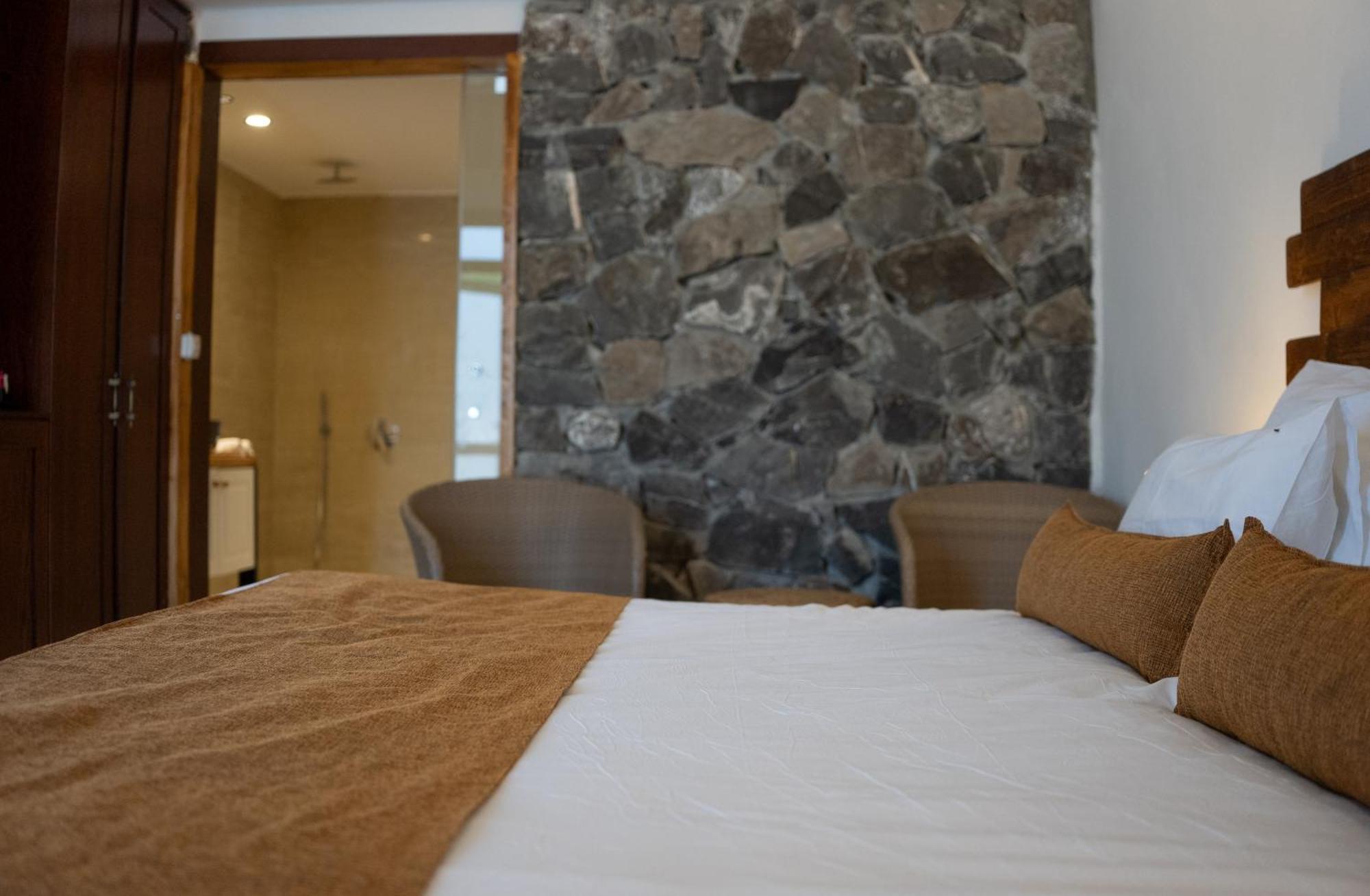 Adama Boutique Hotel ミツペ・ラモン エクステリア 写真